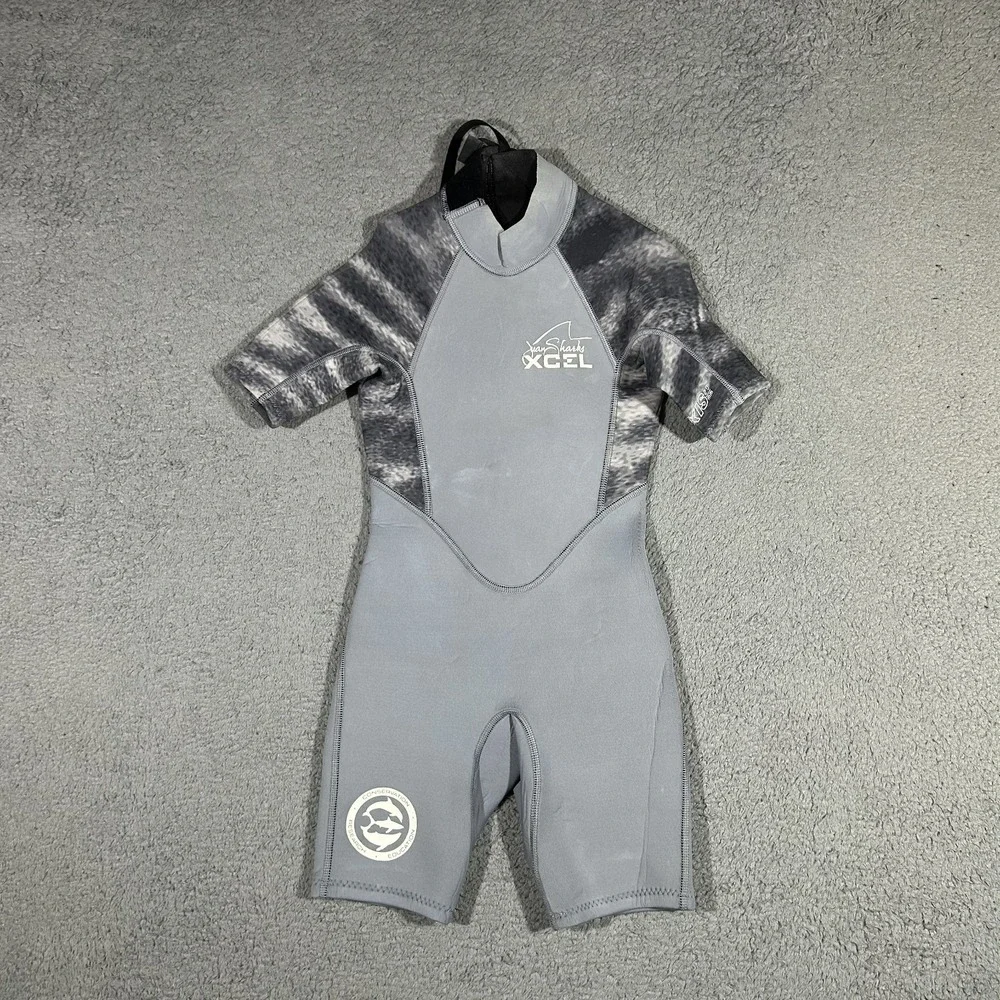 XCEL Icon 2mm Spring Suit Shorty Wetsuit Kids Size 6 Gray Surf Swim #3612